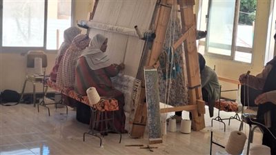 انطلاق بروتوكول التعاون بين شمال سيناء والبحيرة لتدريب السيدات على صناعة السجاد اليدوي