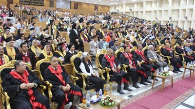 بحضور وزير التعليم العالي الأسبق.. تكريم الحاصلين على الماجستير والدكتوراة بحقوق المنصورة 