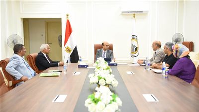 رئيس جامعة أسيوط يعتمد نتيجة التنسيق الداخلي للثانوية الأزهرية والشهادات الأجنبية