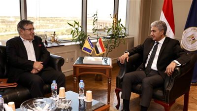 وزير السياحة يبحث مع سفير البوسنة والهرسك سبل التعاون بين البلدين