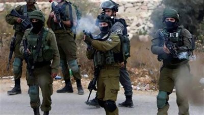 الاحتلال الإسرائيلي يصيب صحفيين بشظايا الرصاص الحي ويحاول دهس آخرين في جنين