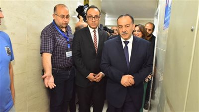 محافظ أسيوط يفتتح مركز الرعاية الصحية بمنطقة قلته بعد التطوير