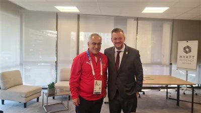 اجتماع مثمر بين د. حسام الدين مصطفى ورئيس البارالمبية الدولية في باريس