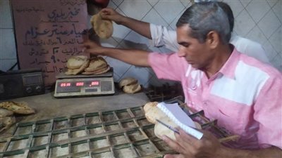 بالصور.. تحرير 18 محضر نقص أوزان لمخابز بلدية في 