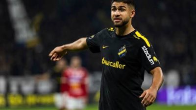 رفضه كولر وطلبه جوميز.. تفاصيل اقتراب مهاجم فلسطين من الزمالك