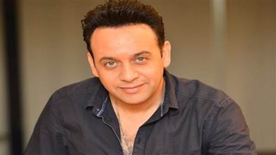  مصطفى قمر يحتفل بنجاح أغنية 