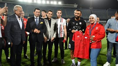 زيارة للدعم وممر شرفي في تدريبات المنتخب الوطني