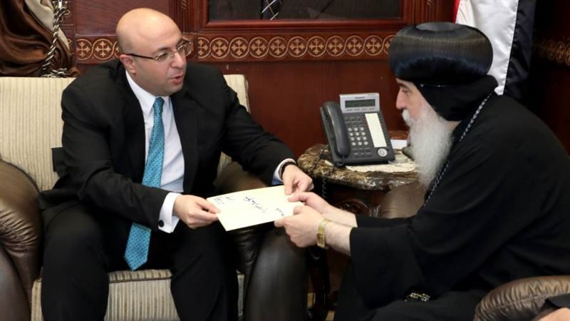 اسقف بنى سويف يستقبل