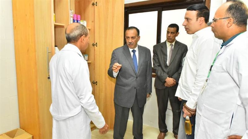 محافظ أسيوط يتفقد