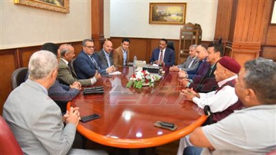 شعيب يناقش سبل تنمية الثروة الحيوانية بمطروح 