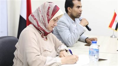  مستشارة شيخ الأزهر تناقش الاقتراحات وتستعرض الإنجازات مع رؤساء الاتحادات الطلابية