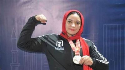 محافظ الشرقية يُهنئ البطلة 