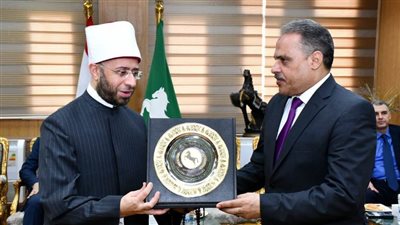 بحضور وزير الري والمفتي.. وزير الأوقاف يشارك في الاحتفال بعيد الشرقية القومي. 