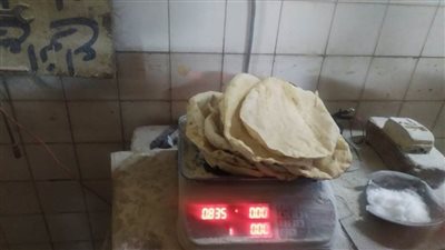  بالصور.. تحرير 35 محضر نقص أوزان لمخابز بلدية فى المحلة الكبرى