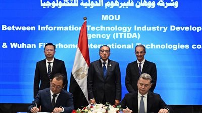 مدبولي يشهد توقيع 5 مذكرات لتعزيز التعاون بين مصر والصين