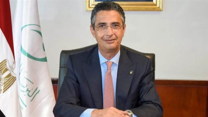 الدكتور شريف فاروق