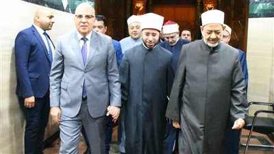 شيخ الأزهر: مستعدون لتصميم مقرر دراسي لتناول قضايا البيئة والمناخ وترشيد المياه