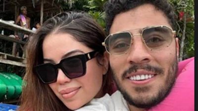 ممثلة وصانعة محتوى.. أكرم توفيق يعلن اسم زوجته الثانية