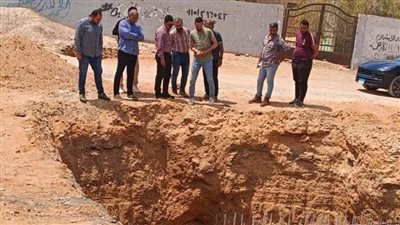 مسئولو الإسكان يتفقدون العمل بمنظومة مياه الشرب والصرف الصحي بالسادات