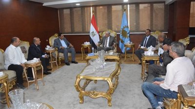 بالصور.. محافظ الغربية يناقش مع وفد التنمية استعدادات المرحلة الثانية لحياة كريمة