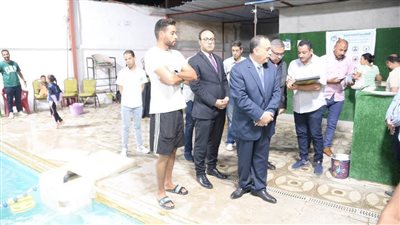 محافظ أسيوط يقرر غلق حمام سباحة نادي العاملين بالإدارة المحلية لسوء حالة المياه 