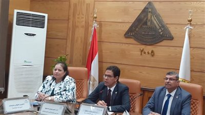 رئيس جامعة بنها: حريصون علي تحقيق أقصي استفادة من المنشآت الجامعية لخدمة العملية التعليمية