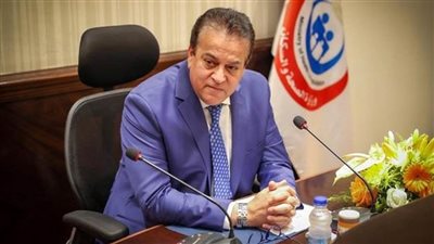  وزير الصحة يتابع مؤشرات توافر الأدوية بالسوق المحلية