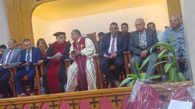 حفل تخرج الطلاب