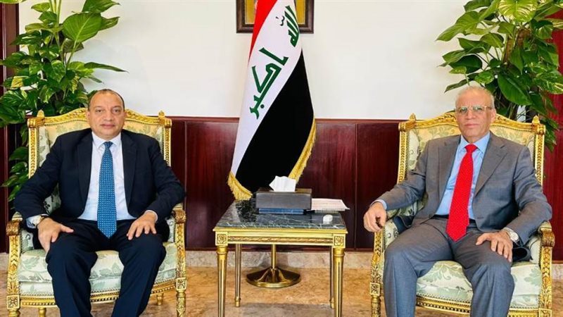 سفير العراق يستقبل