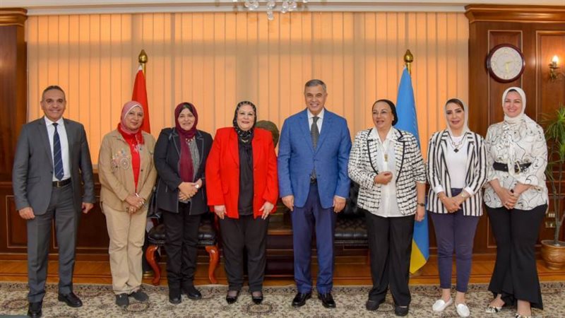 الفريق أحمد خالد