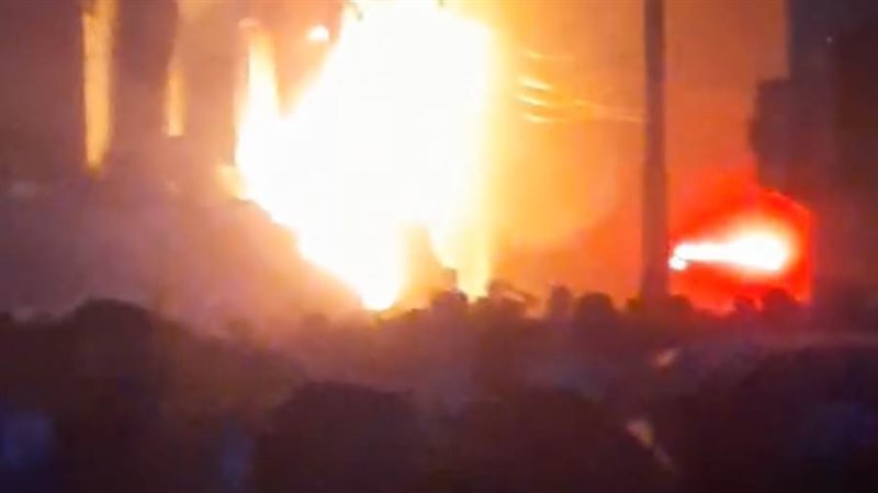 نشوب حريق بمنزل بمطاي