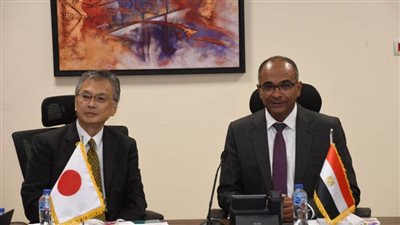 نائب وزير الإسكان يلتقي سفير اليابان بالقاهرة لرغبة شركات يابانية في الاستثمار بمصر 