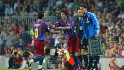 نجم شهير أخبر أولاده إنه لعب مع ميسي ولكن يكذبونه