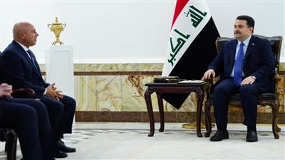 رئيس مجلس الوزراء العراقي يستقبل وزير النقل المصري ووفد مجموعة من الشركات المصرية الكبرى