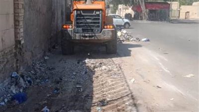 استمرار تكثيف أعمال النظافة ومتابعة نقاط التجمع الأساسية بنطاق حي ثالث الإسماعيلية