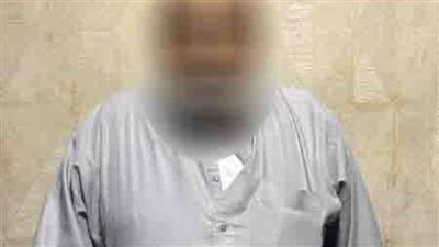 تفاصيل تداول  فيديو عبر «فيس بوك» بقيام أحد الأشخاص بتسميم الكلاب الضالة