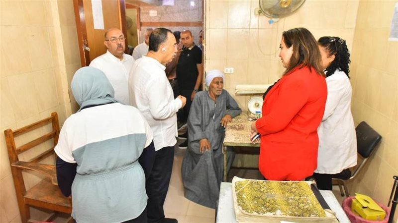 محافظ أسيوط يتفقد