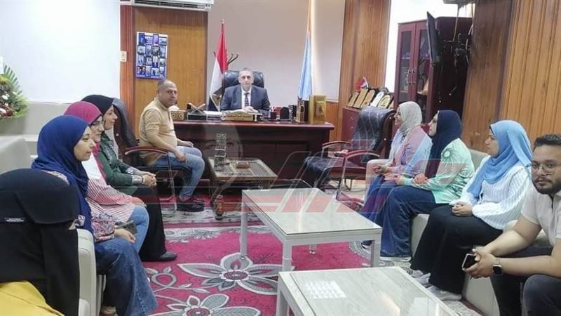 خلال الاجتماع