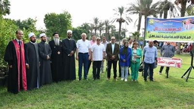 زراعة 100 شجرة مثمرة بنادي العاملين بجامعة قناة السويس 