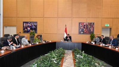 وزير الإسكان يتابع تنفيذ وحدات المبادرة الرئاسية 