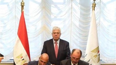 وزير التعليم العالي: تدويل البحث العلمي وربطه بالصناعة أحد أبرز مبادئ الخطة الاستراتيجية للتعليم العالي