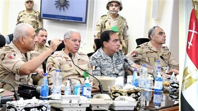 وزير الدفاع يشهد تنفيذ مشروع مراكز القيادة الاستراتيجى التعبوى التخصصى للهيئة الهندسية 