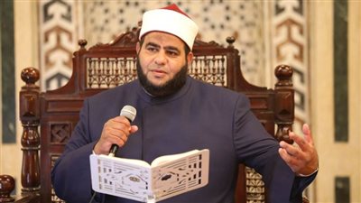 الشيخ رجب الأزهري: النبي كان حريصًا على إدخال الفرحة والسرور بقلوب زوجاته