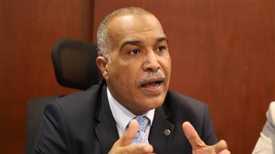 صابر يشيد بتوقيع عقد أعمال حماية الشواطئ بمحطة الضبعة النووية لشركة بتروجيت