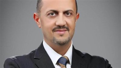 وزير الطيران يعين أيمن عرب رئيسا لمجلس إدارة القابضة للطيران