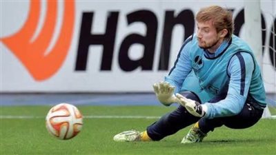 300 لاعب كرة قدم أوكراني لم تسعفهم أقدامهم للهرب ولكنهم هربوا