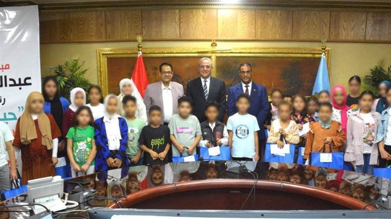 محافظ الغربية خلال