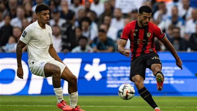 محمد عبدالمنعم يشارك في هزيمة نيس أمام مارسيليا في الديربي الفرنسي