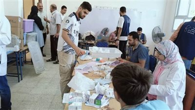 الكشف على 1200 مواطن بقافلة طبية مجانية بإحدى قرى الشباب الخريجين بوادي النطرون 