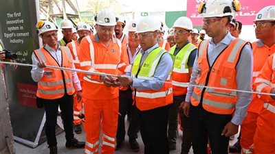 كامل: الصناعة حريصة على دعم جهود التحول نحو الاقتصاد الأخضر والارتقاء بجودة المنتج